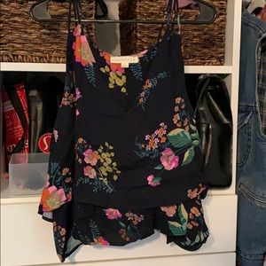 Lovestitch floral flowy crop tank top